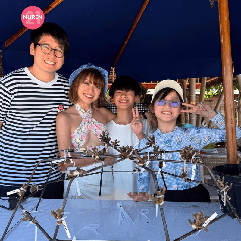 family photo audrey ooi timothy tiah malaysian bloggers