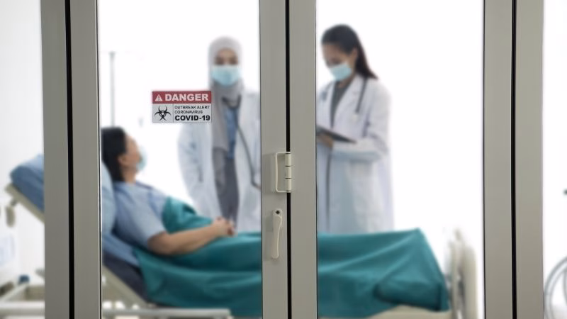 outbreak covid 19 isolation room